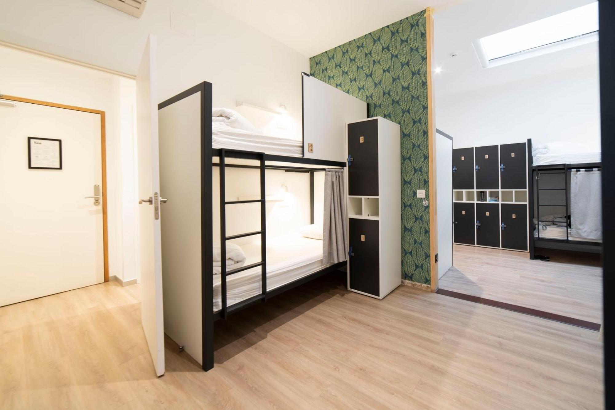 Koba Hostel Сан-Себастьян Екстер'єр фото